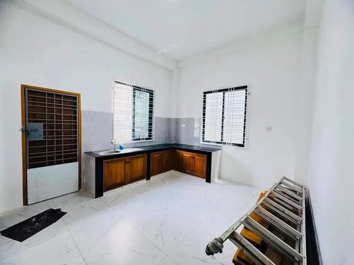 viber_image_2025-04-03_13-43-46-353