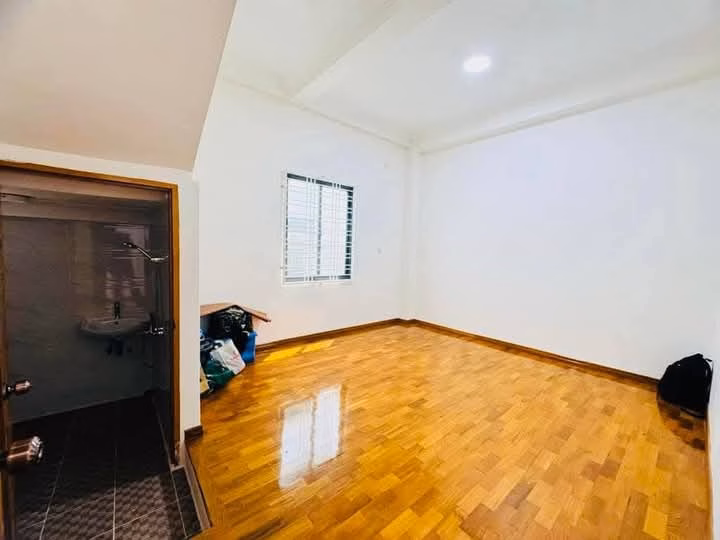 viber_image_2025-04-03_13-43-46-408