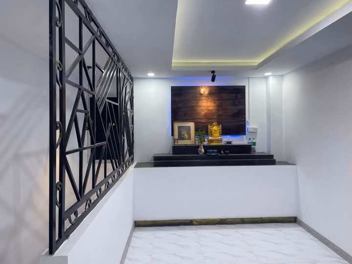 viber_image_2025-04-03_15-08-32-463